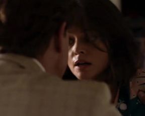 Actress Heather Graham sexy – Law and Order True Crime s01e01-02 (2017) TV Show Sex Scenes