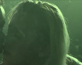 Paz de la Huerta - 5 Up 2 Down (2006)