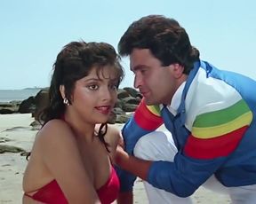Naked scenes SONAM BIKINI SCENE RARELY Movie-Vijay (1988)