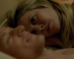 Naked scene Natalia Avelon, Alexandra Moen - Strike Back S02 E09 (2011) TV show nudity video