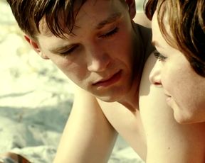 Julia Koschitz - Schweigeminute (2016)