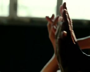 Julia Koschitz - Schweigeminute (2016)