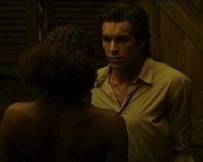 Adriana Ugarte, Berta Vázquez - Palmeras en la nieve (2015)