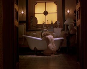 Valeria Golino - Il sole nero (2007)