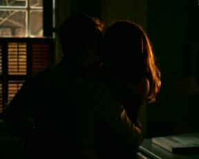 Sexy Dakota Johnson nude, Alison Brie, Leslie Man naked - How to Be Single (2016) 