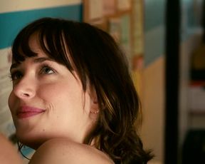 Sexy Dakota Johnson nude, Alison Brie, Leslie Man naked - How to Be Single (2016) 