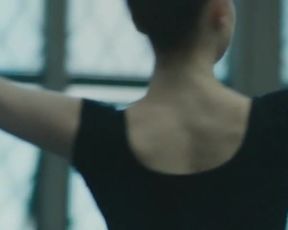 Hot actress Sarah Hay, Emily Tyra - Flesh & Bone S01E01 (2015) (Sex, Nude) 