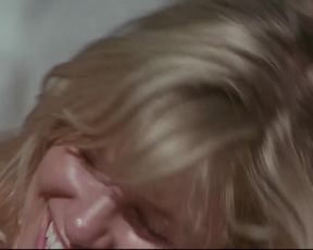 Hot scene Linda Hoffman Nude - The Dentist (1996) 