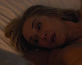 Naked scene Holly Hunter, Jerrika Hinton, Necar Zadegan Nude - Here and Now s01e03 (2018) TV show nudity video