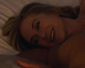 Naked scene Holly Hunter, Jerrika Hinton, Necar Zadegan Nude - Here and Now s01e03 (2018) TV show nudity video