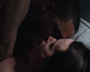 Actress Elizabeth Reaser Nude - Easy s02e02 (2017) TV Show Sex Scenes