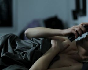 Celebs Claudia Gerini, Crisula Stafida - Tulpa. Perdizioni mortali (2012)