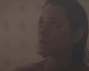 Marion Cotillard - Mal De Pierres (2016)