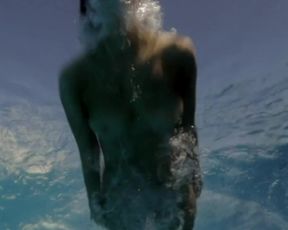 Sexy Arielle Kebbel nude – The After s01e01 (2014) 