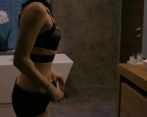 Topless scene Kristen Stewart - Personal Shoppe (2016) 