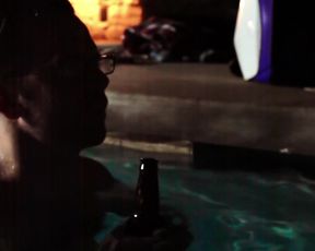 Josephine Decker and Jennymarie Jemison LOVES HER GUN (2014)