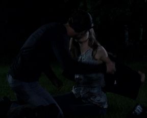 Naked scene Willa Fitzgerald - Scream s01e05 (2015) TV show nudity video