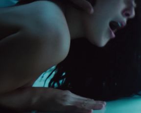 Sexy Natalie Martinez nude - Broken City (2013) TV show scenes