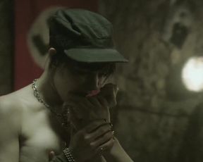 Bojana Novakovic - Skinning (2010)