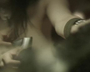 Bojana Novakovic - Skinning (2010)