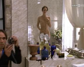 Hot actress Lara Joy Korner - Tödliche Diamanten (1998) 