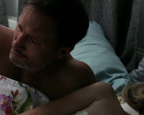 Hot scene Inez Bjorg David, Maja Schöne - Neu in unserer Familie. Zwei Eltern zu viel (2017)