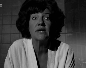 Explicit sex scene Luise Heyer & Petra Herrlein & Sascia Haj - HARTE (2015) Adult video from the movie