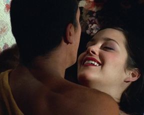 Actress Marion Cotillard nude - Taxi (1998)