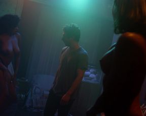 Naked scene Levy Tran, Alexanne Wagner, Emmy Rossum Nude - Shameless s08e04 (2018) TV show nudity video