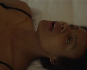 Leah Harvey Nude - On The Road (2016)
