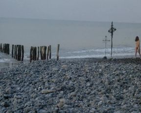 Hot scene Francoise Pascal - La Rose de fer (1973) 