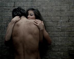 Hot scene Francoise Pascal - La Rose de fer (1973) 