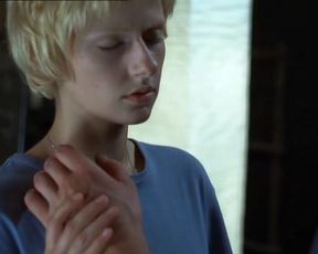 Annett Renneberg - Devot (2003)