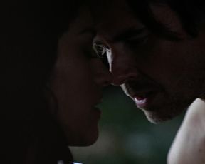 Alexandra Breckenridge, Janina Gavankar - True Blood (2011)