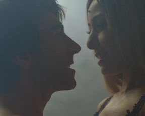 Naked scenes Sabrina Sato nude - O Concurso (2013)