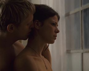 Hot scene Jessica Schwarz sex scens in Adieu Paris (2013) 