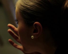 Sexy Plaisirs d'Hôtel - Hôtel BEAUCOUR Strasbourg - Saison TV show scenes