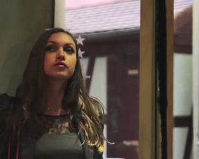 Sexy Plaisirs d'Hôtel - Hôtel BEAUCOUR Strasbourg - Saison TV show scenes