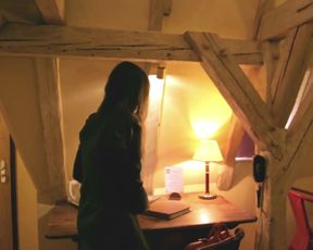 Sexy Plaisirs d'Hôtel - Hôtel BEAUCOUR Strasbourg - Saison TV show scenes