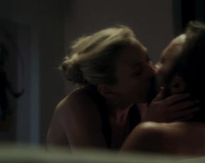 TV show scene Emily Kinney, Kyra Sedgwick Sexy - Ten Days in the Valley s01e02 (2017) 