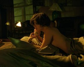 Irene Jacobs - The Double Life Of Veronique (1991)