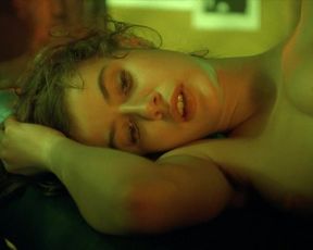 Irene Jacobs - The Double Life Of Veronique (1991)