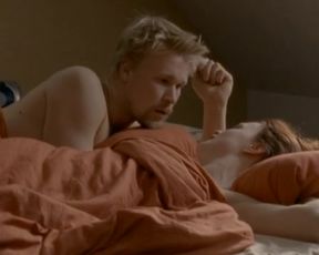 Minna Haapkyla nude – Kuutamolla (2002)