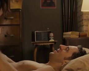 Hot actress Carly Pope Nude - Young People Fucking (2007) 