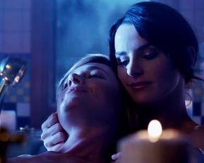 Celebrity Lesbian Video - Ana Alexander - Crystal Allen - Femme Fatales s01e09 (2010) 