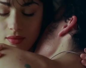 Hot celebs video Amanda Ryan Nude - The Hunger (1997) 