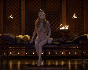 Naked scene Viva Bianca - Spartacus Blood and Sand s01e09 (2010) TV show nudity video