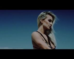 Sexy Lindsey Pelas Sexy - Mike Ohrangu Tang (October 2016) TV show scenes