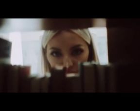 Sexy Lindsey Pelas Sexy - Mike Ohrangu Tang (October 2016) TV show scenes