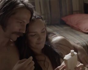 Hot actress Jodi Balfour Nude - Quarry s01e01 (2016) 